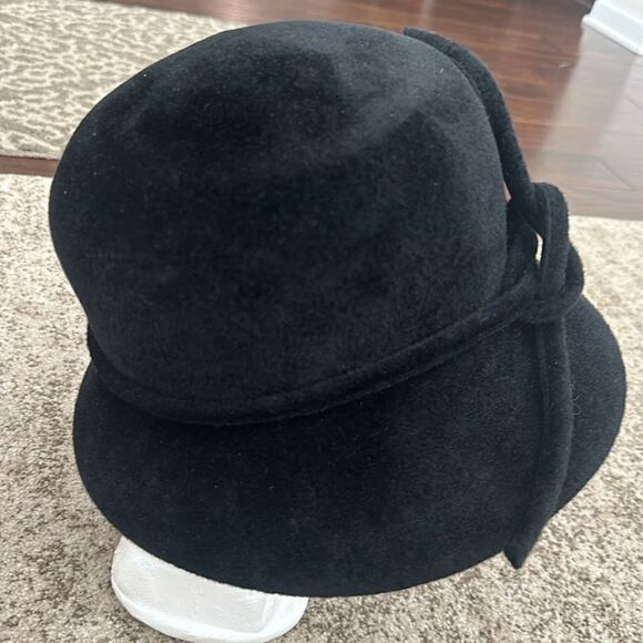 Matzo Black 100% Rabbit Bucket Knot Hat  O/S